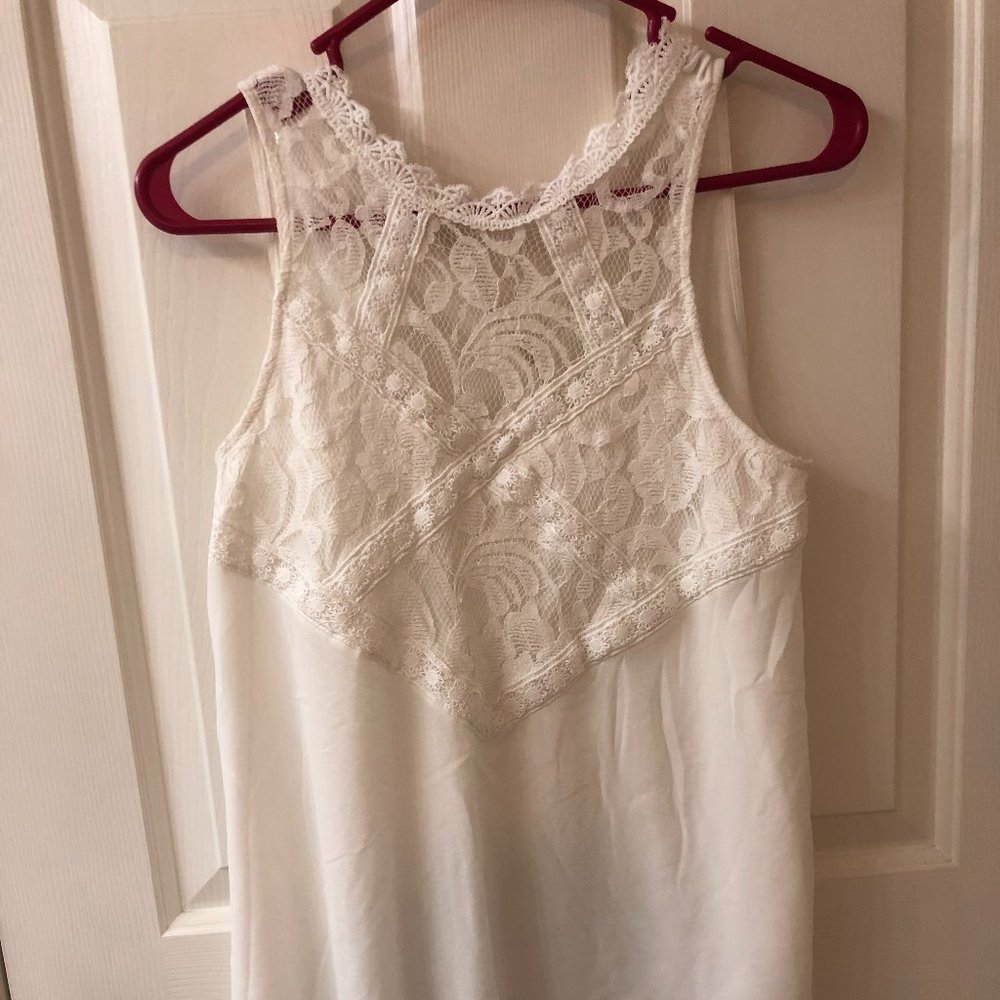 White Blouse - Andree by UNIT Size Small